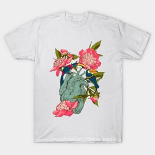 heart with flowers, leaves and birds T-Shirt